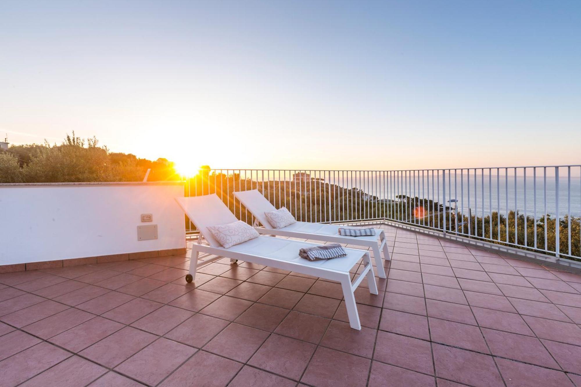 La Terrazza Sul Golfo Villa Sorrento Exterior photo